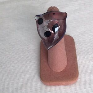 Woman’s Blown Glass ring size 5 color lavender. Nice pinky ring NWOT